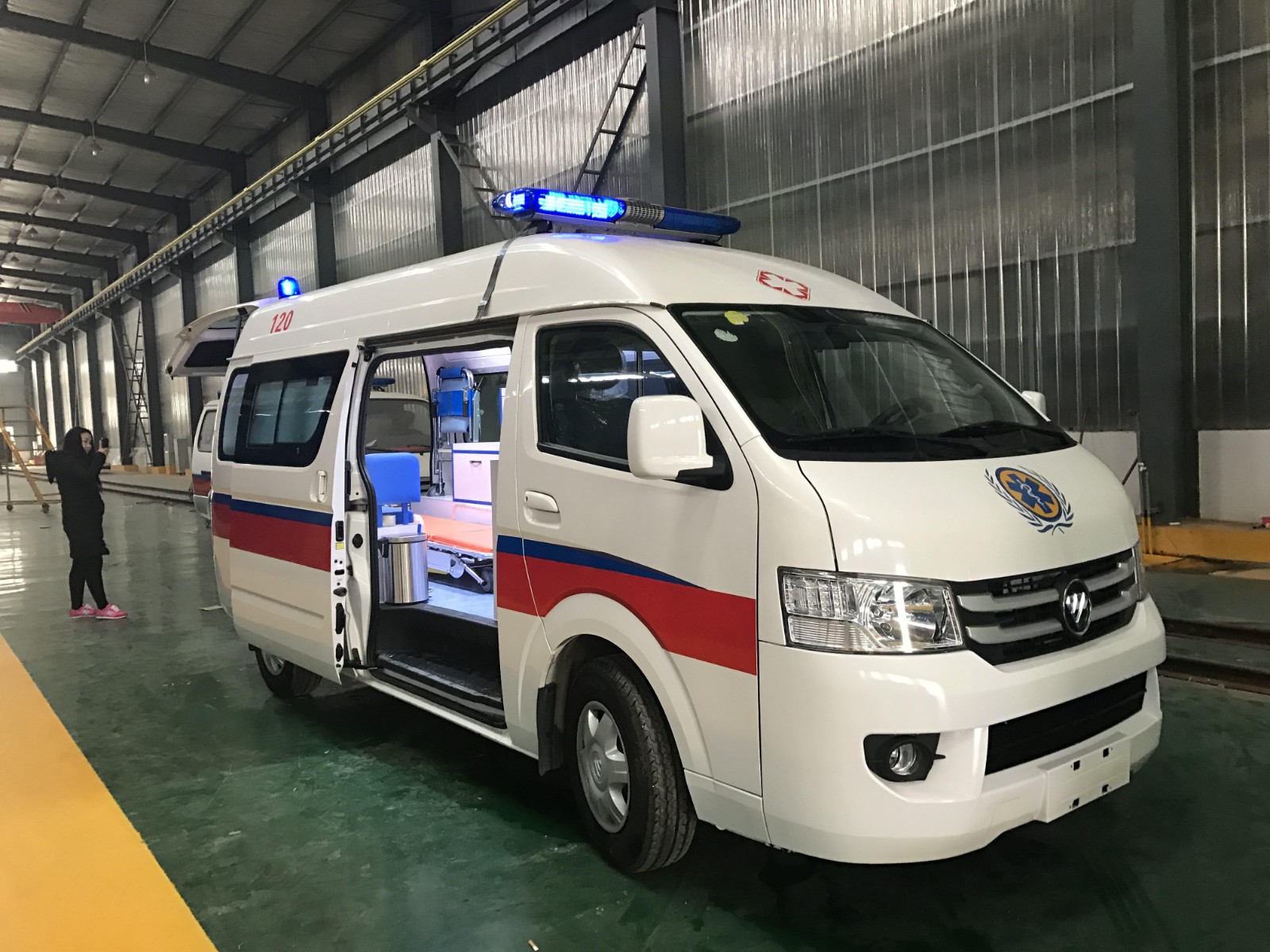 崇阳县救护车转院
